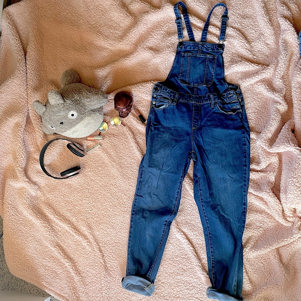 universal thread overalls! 🌿